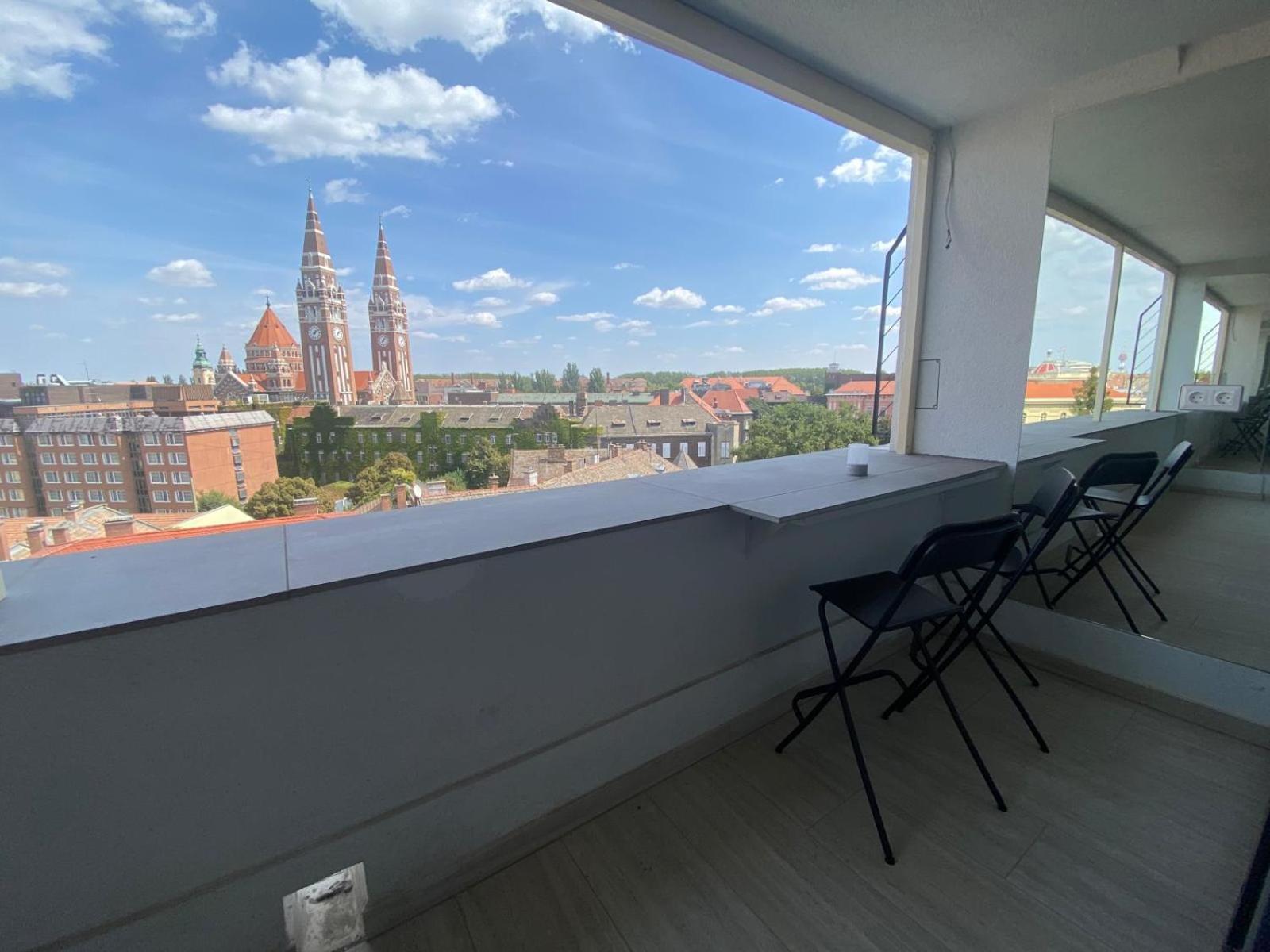 Apartamento Breathtaking View Bestern Szeged Exterior foto