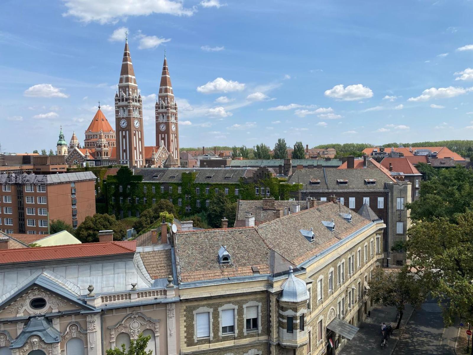 Apartamento Breathtaking View Bestern Szeged Exterior foto