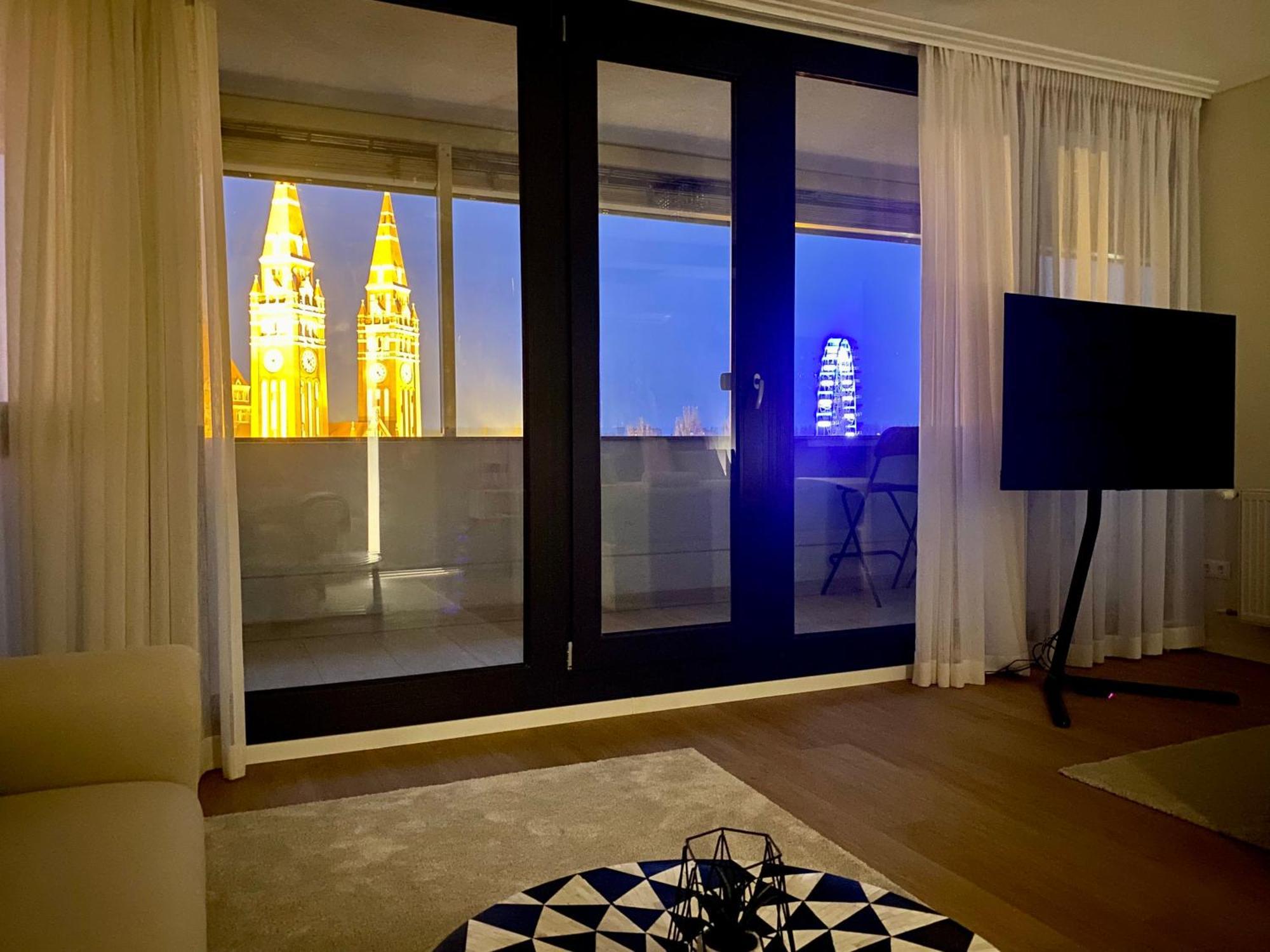 Apartamento Breathtaking View Bestern Szeged Exterior foto