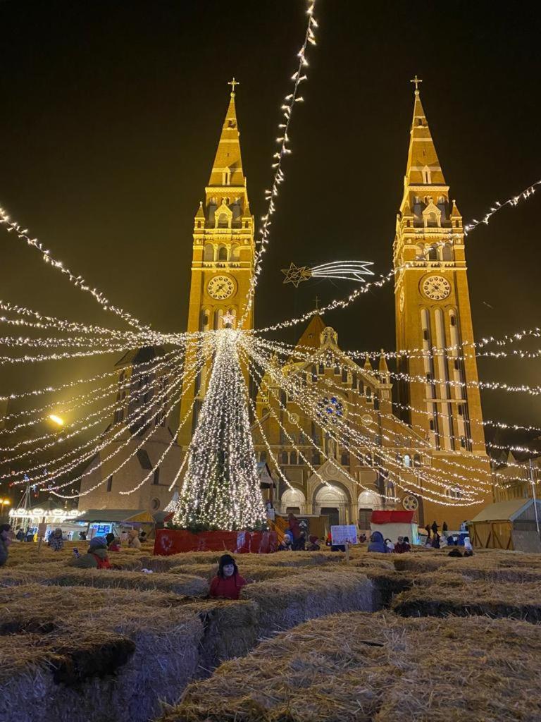 Apartamento Breathtaking View Bestern Szeged Exterior foto